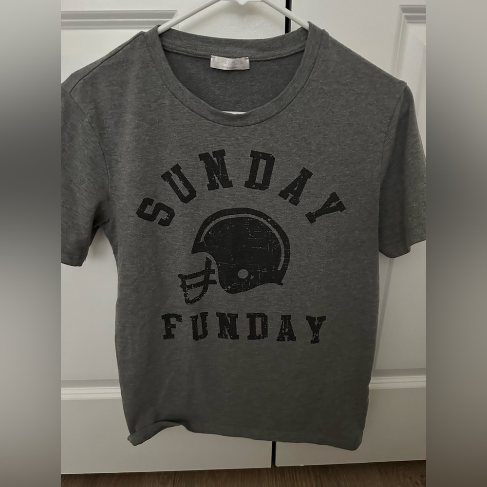Sunday Funday Football Graphic Tee Size Small